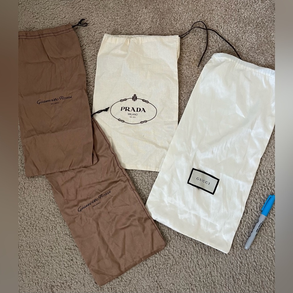 Small Prada and Gucci Dust Bags Set - Picture 4 of 4